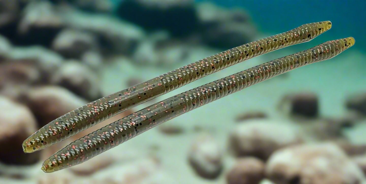 FW-5 F Ness Worm 6.25" 8 pack Green Pumpkin/Red Flake